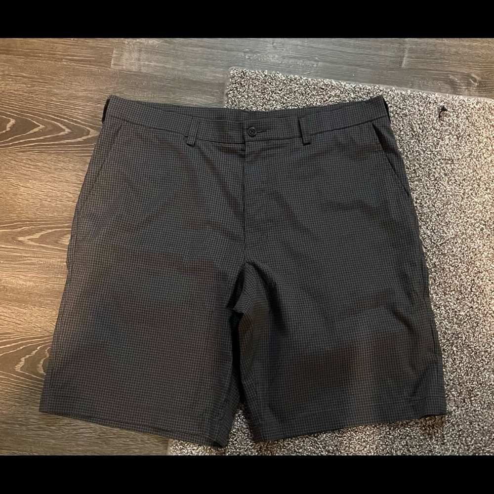 38 PGA tour golf shorts